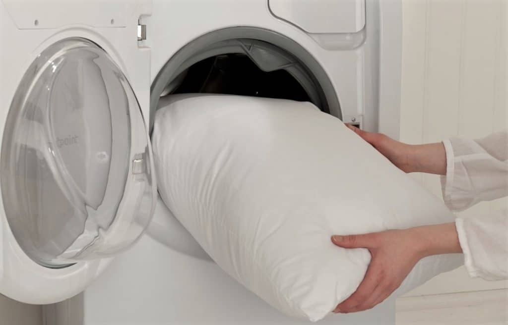 are pillows machine washable