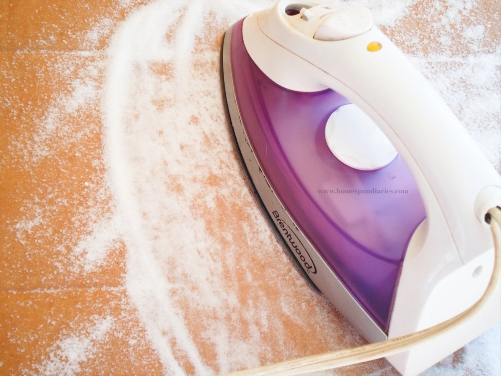 How to Clean an Iron the Right Way