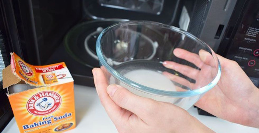 how to clean microwave with baking soda