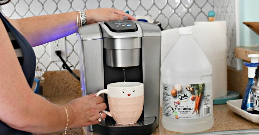 how to clean a keurig coffee machine