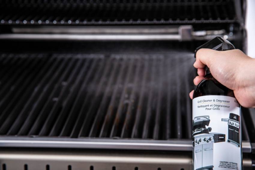 How To Clean a Grill Like a Pro