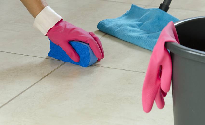 cleaning floor tile grout