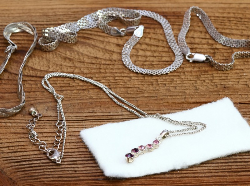 how to clean silver jewelry