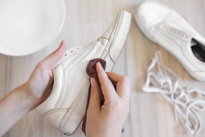 how to clean white vans with baking soda