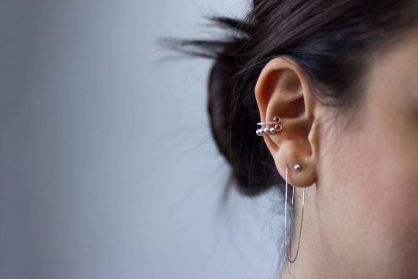 how to clean earrings backs