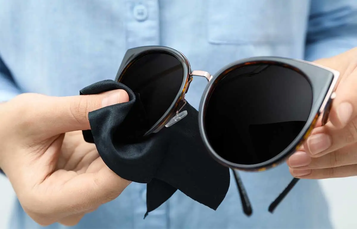 how to clean sunglasses