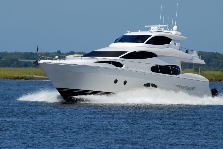 Yacht Cleaning Services in Miami, FL