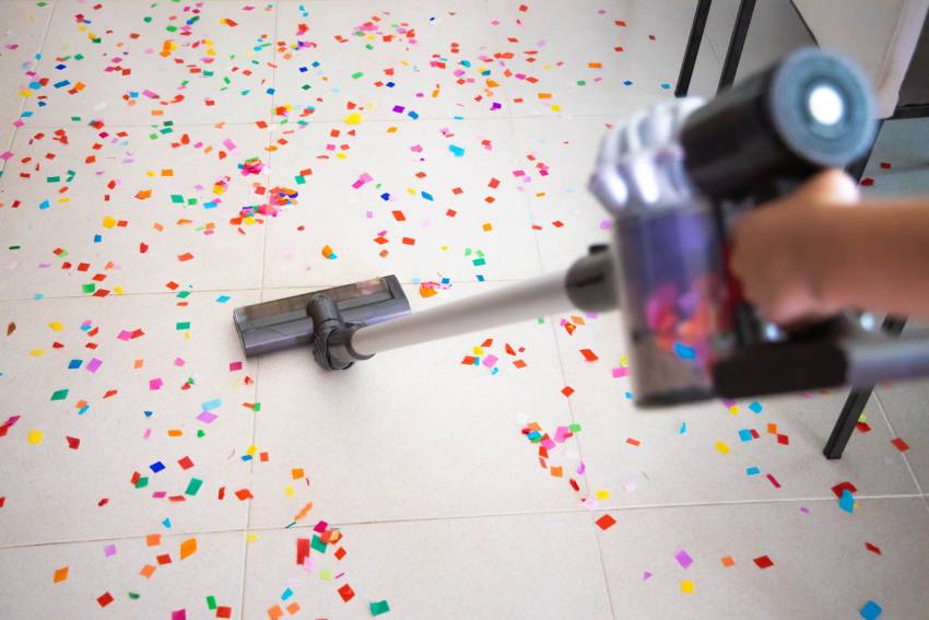 how-to-clean-your-vacuum-cleaner-1641298650-1